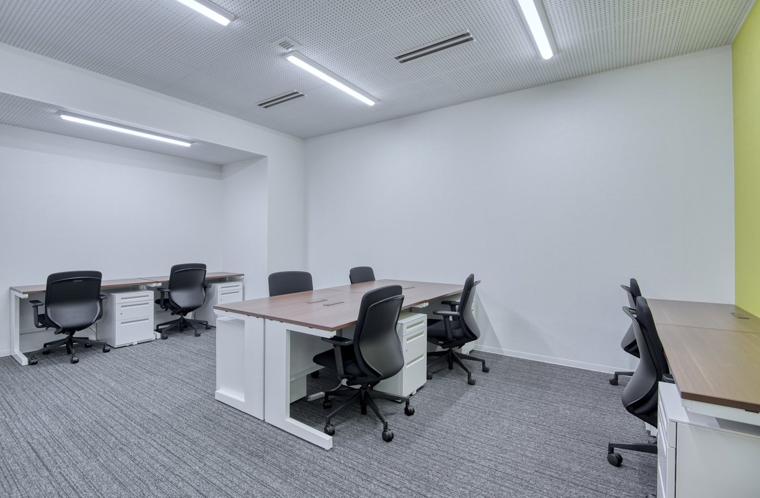 Office, photo 1 of 9