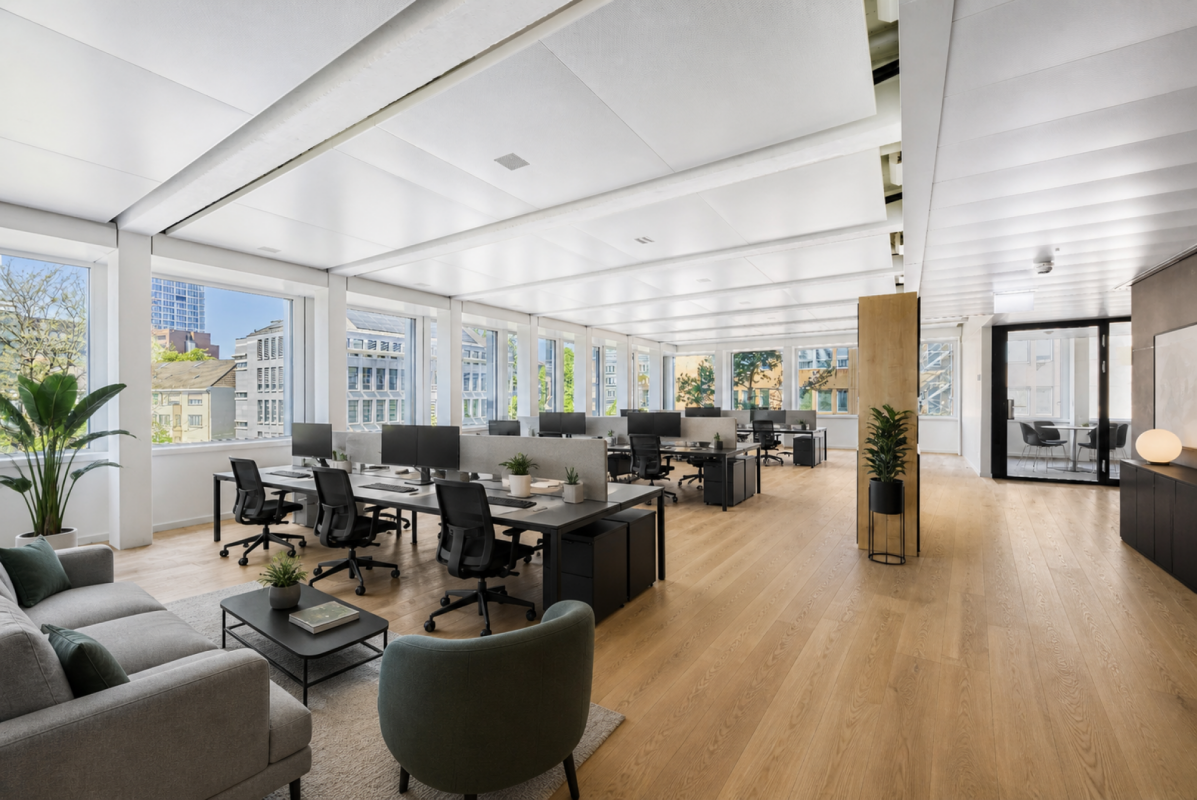 954m² office, photo 5 of 10