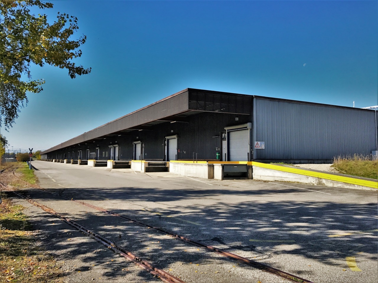 4530m² oggetto industriale