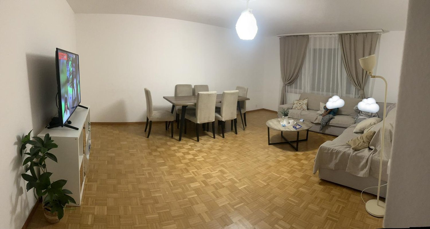 5 rooms apartment