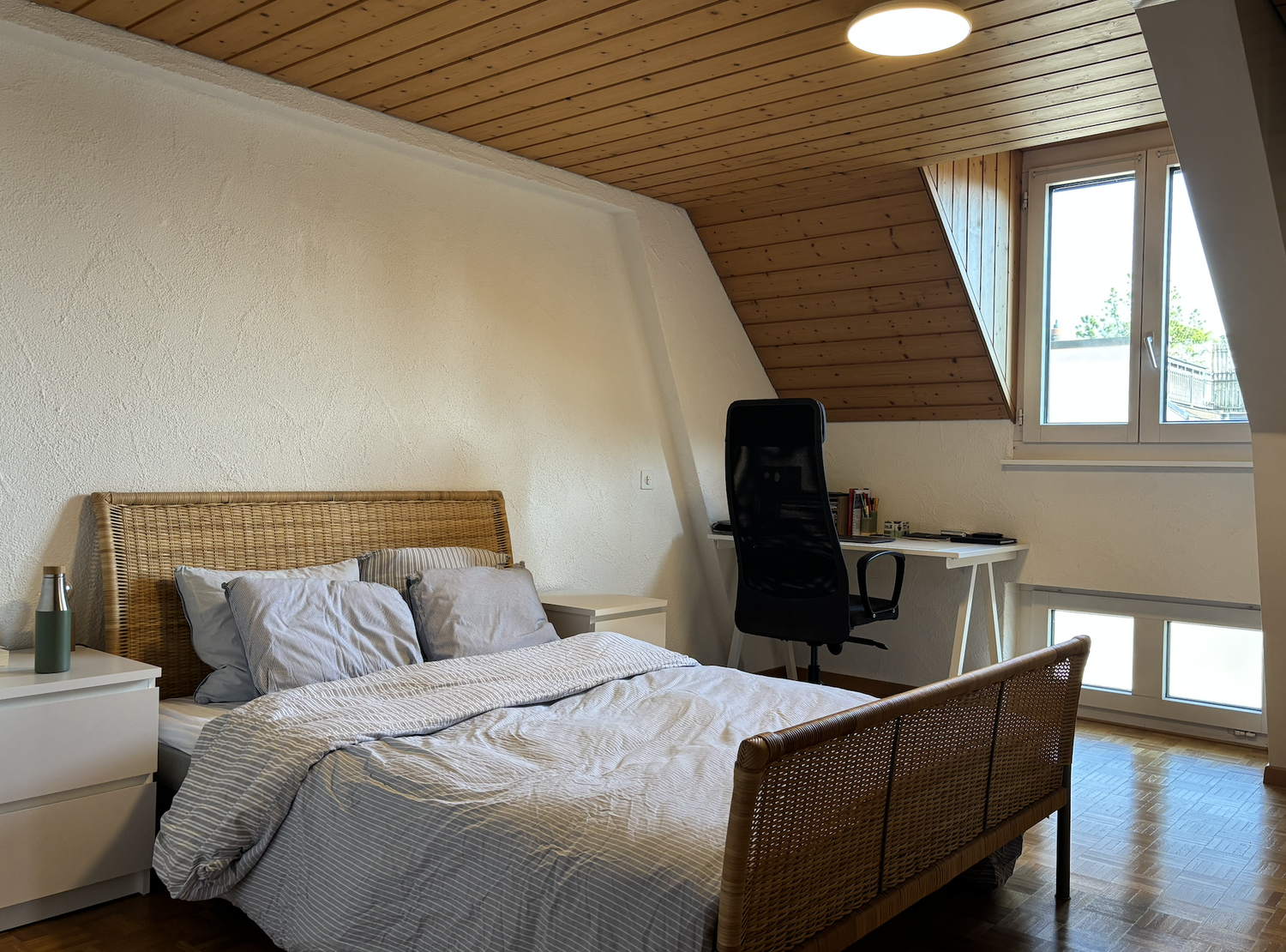 Chambre dans un appartement partagé