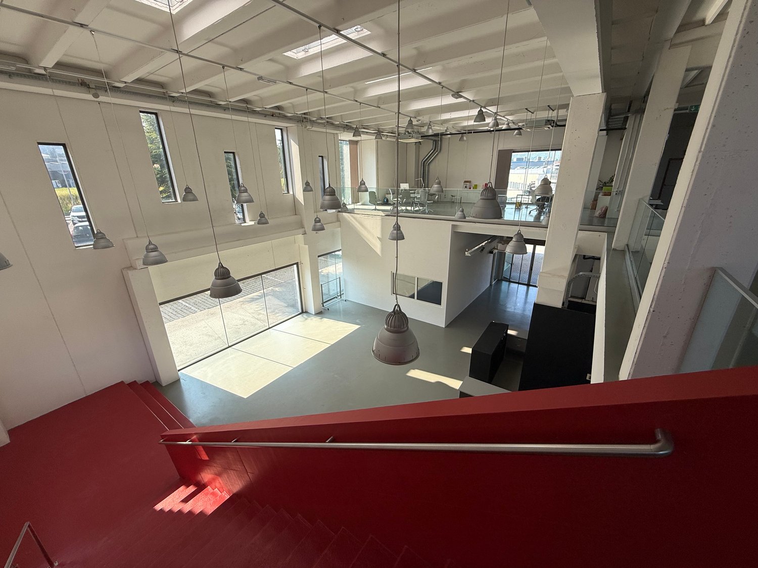 1940m² shop, photo 5 of 10