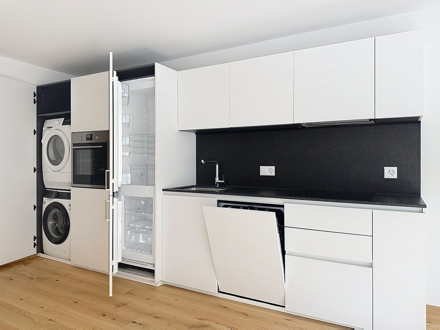 2 ½ rooms apartment, photo 1 of 6