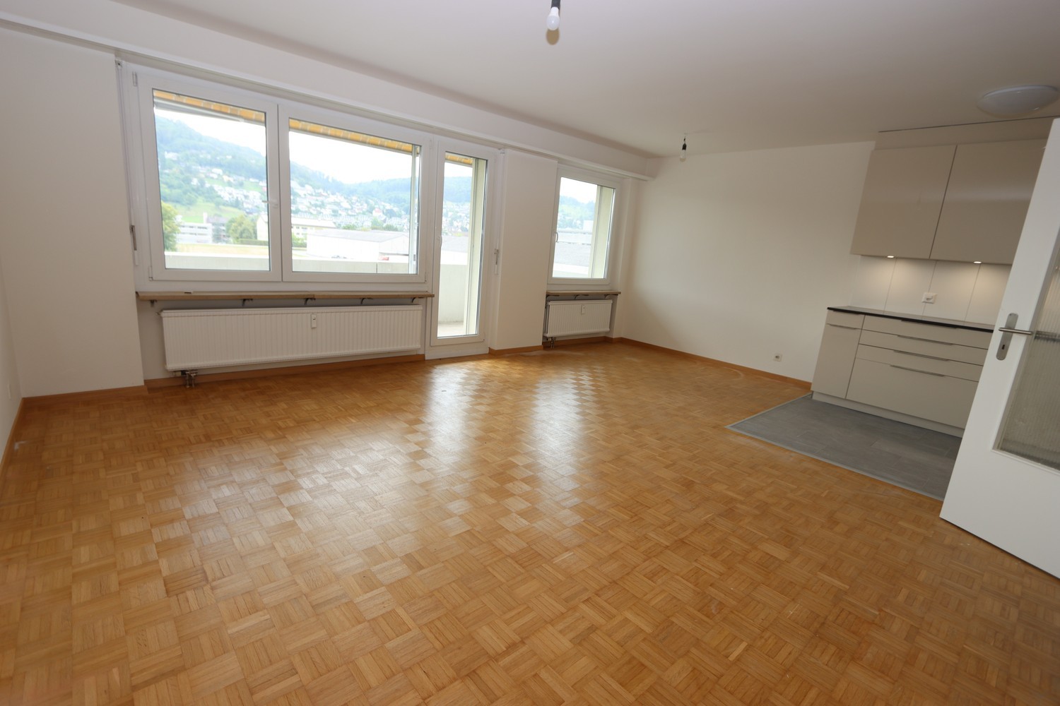 3 rooms apartment, Foto 3 von 10