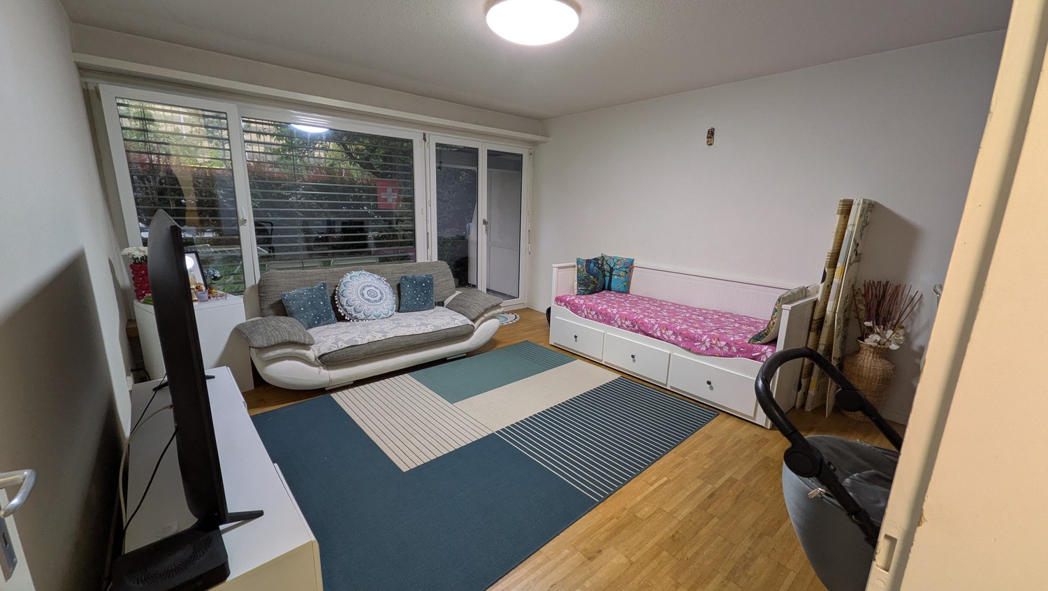 2 rooms apartment, photo 2 of 6