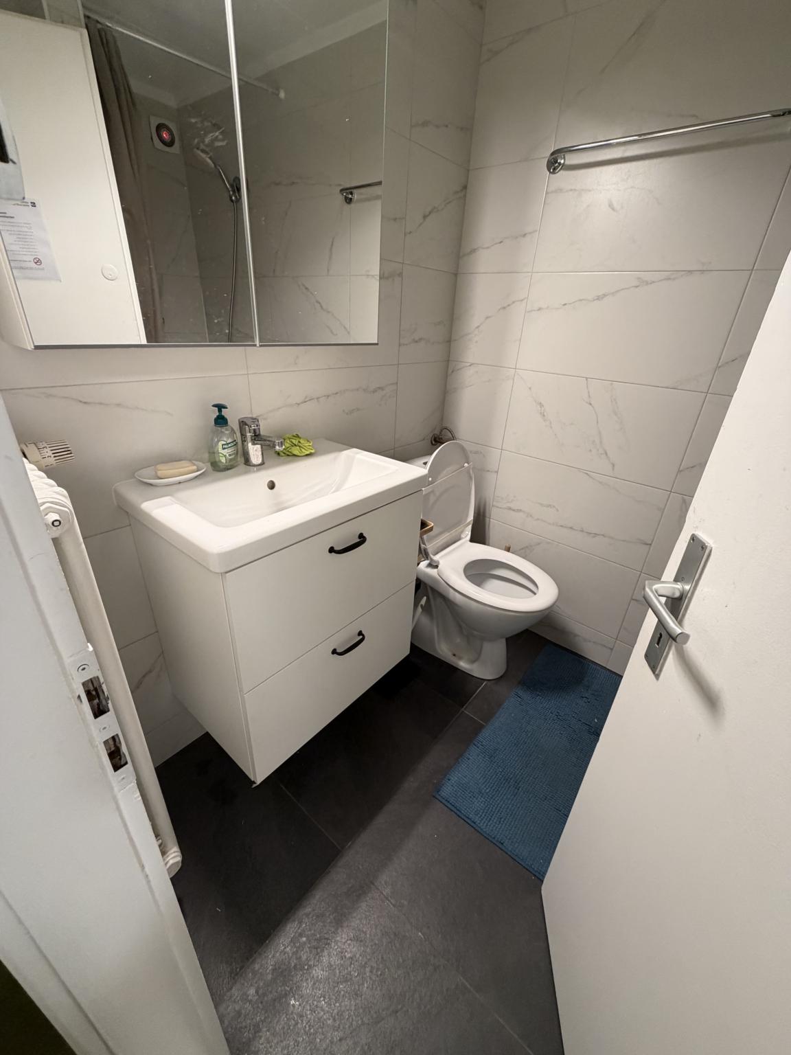 2 Zimmer Einzelzimmer