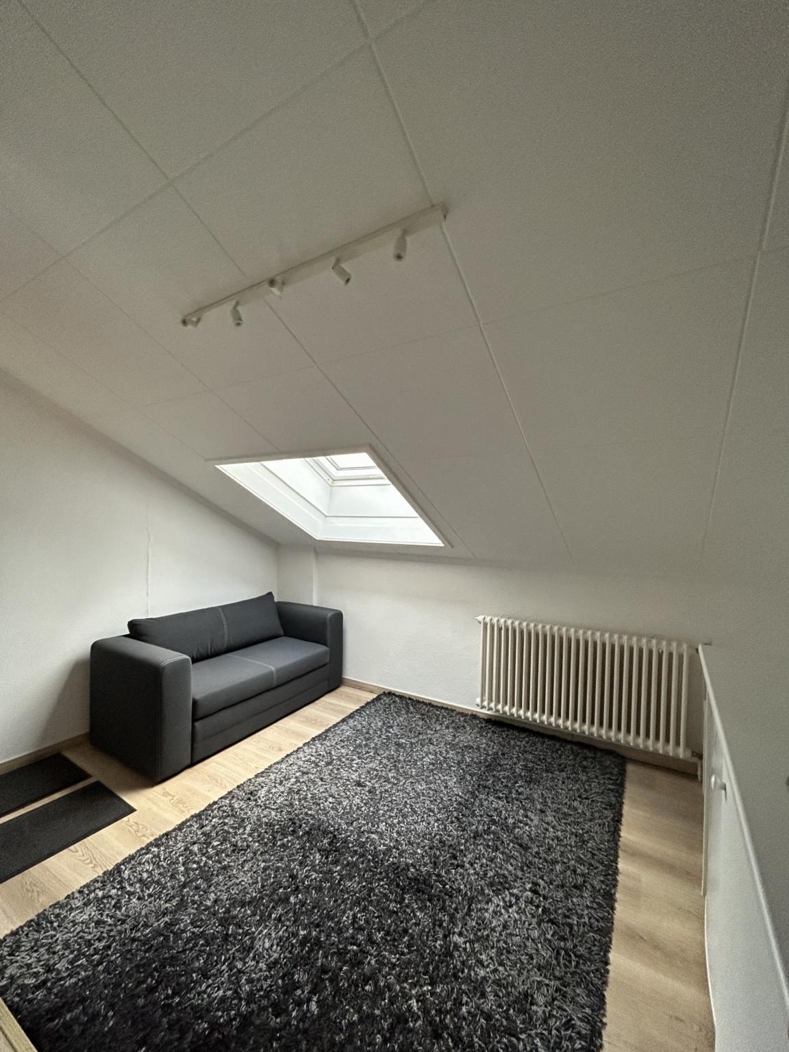 2 Zimmer Einzelzimmer