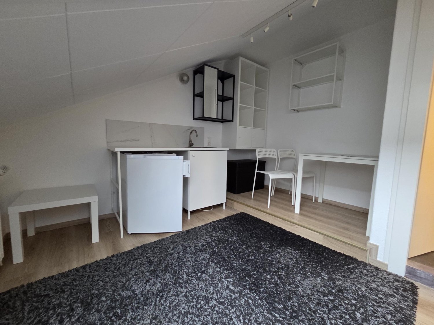 2 Zimmer Einzelzimmer