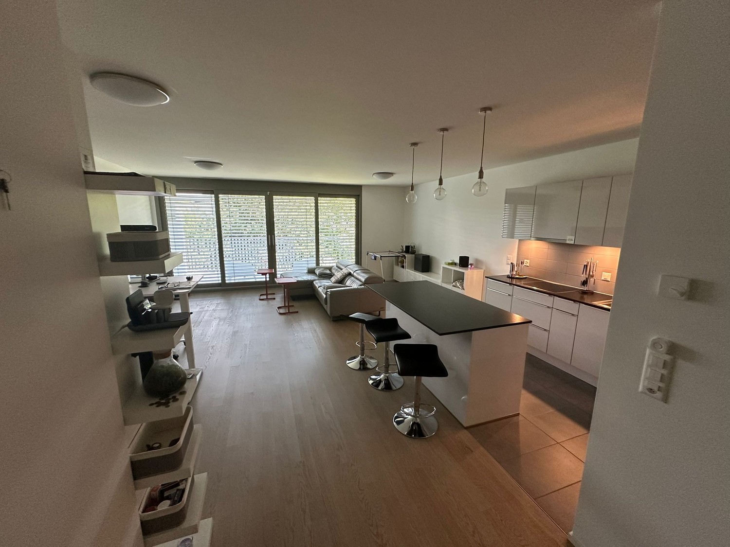 4 rooms apartment, photo 1 of 7