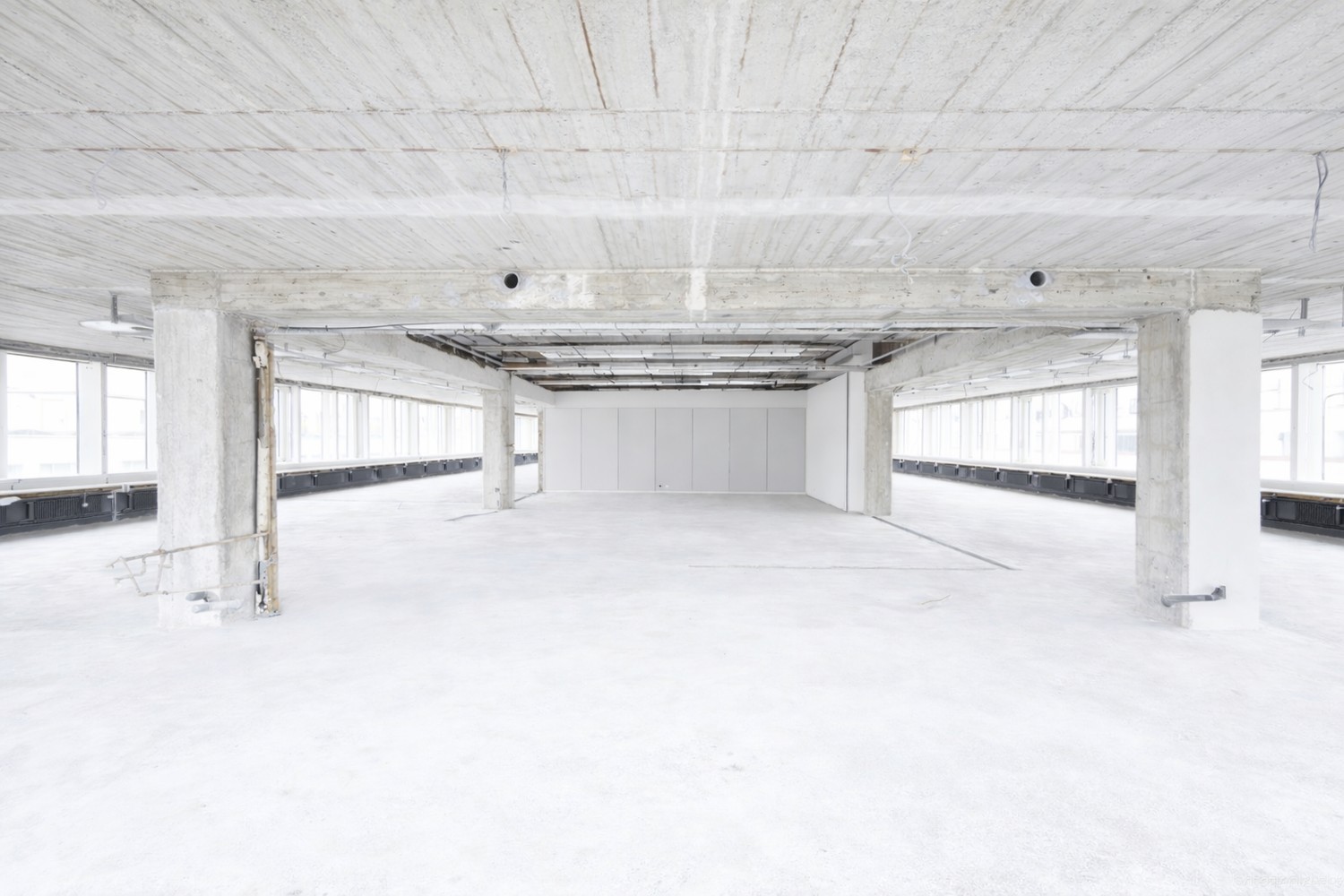 798m² office, photo 5 of 9