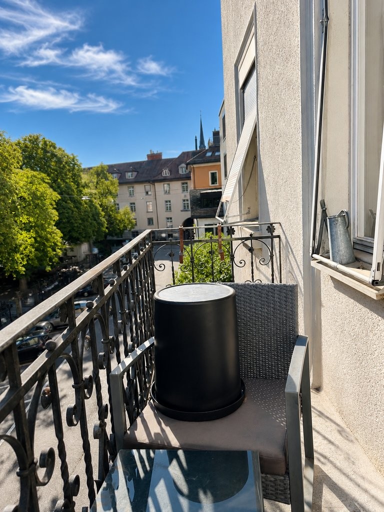 63m² office
