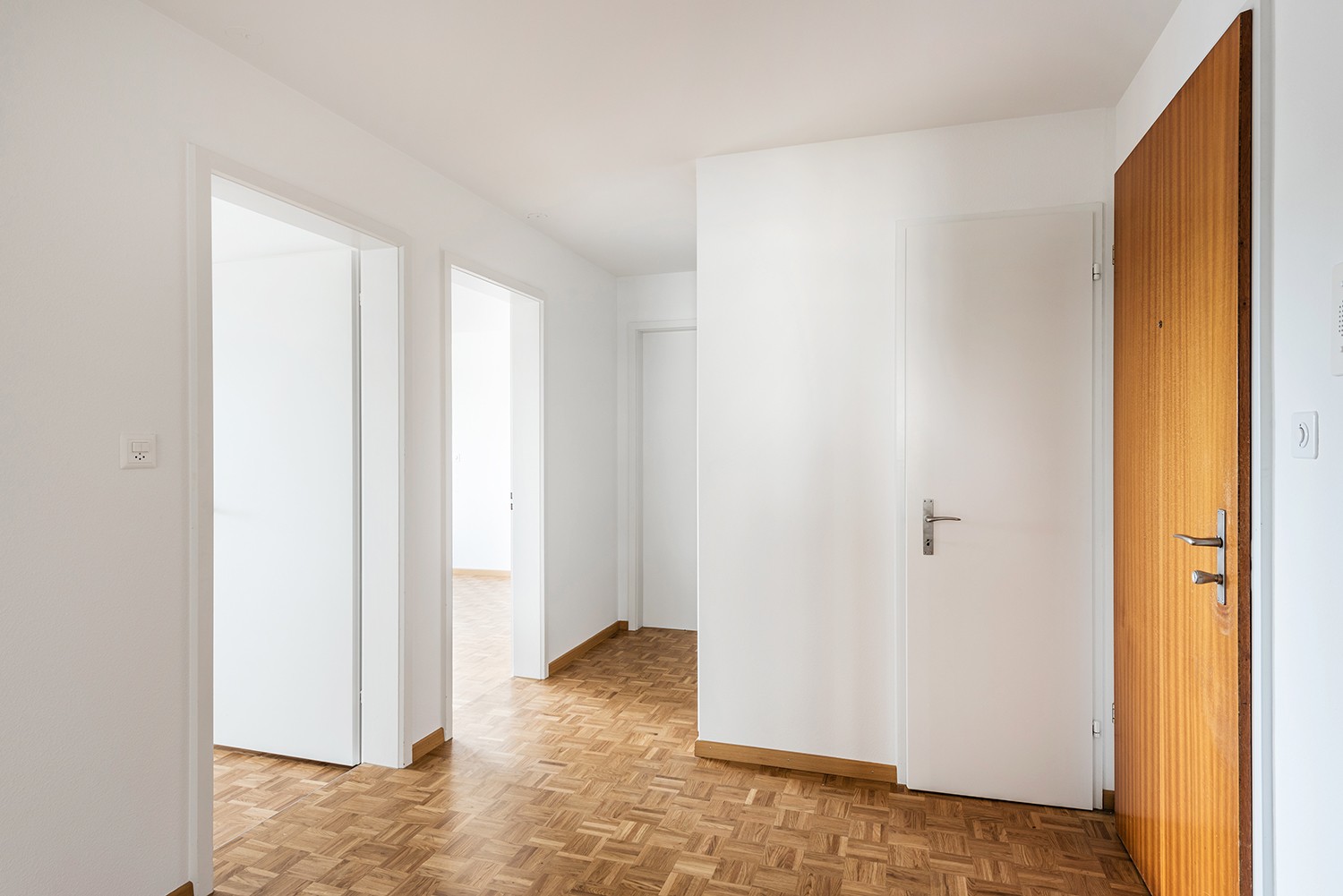 4 rooms apartment, photo 8 of 10