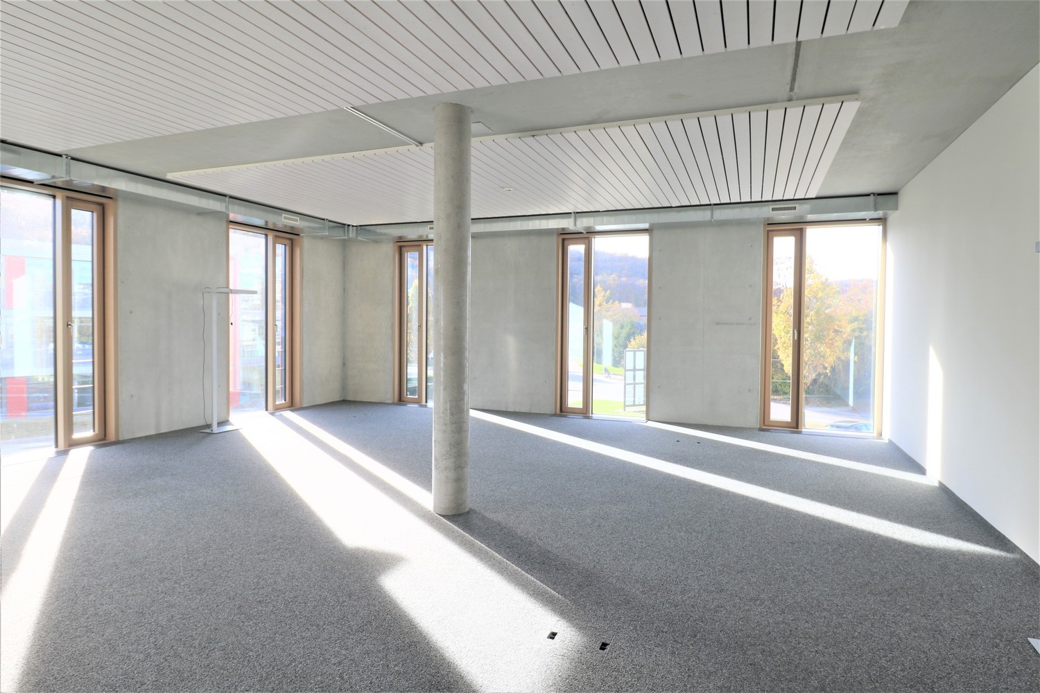 132m² office, photo 3 of 6