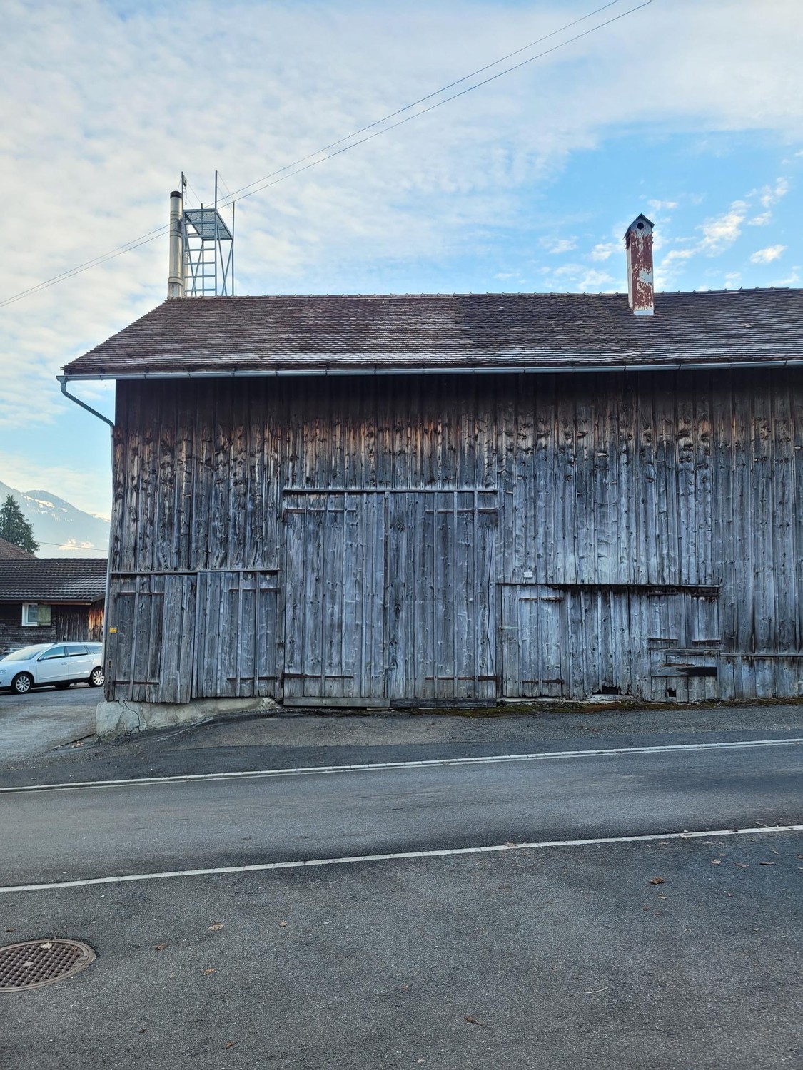 130m² commercial