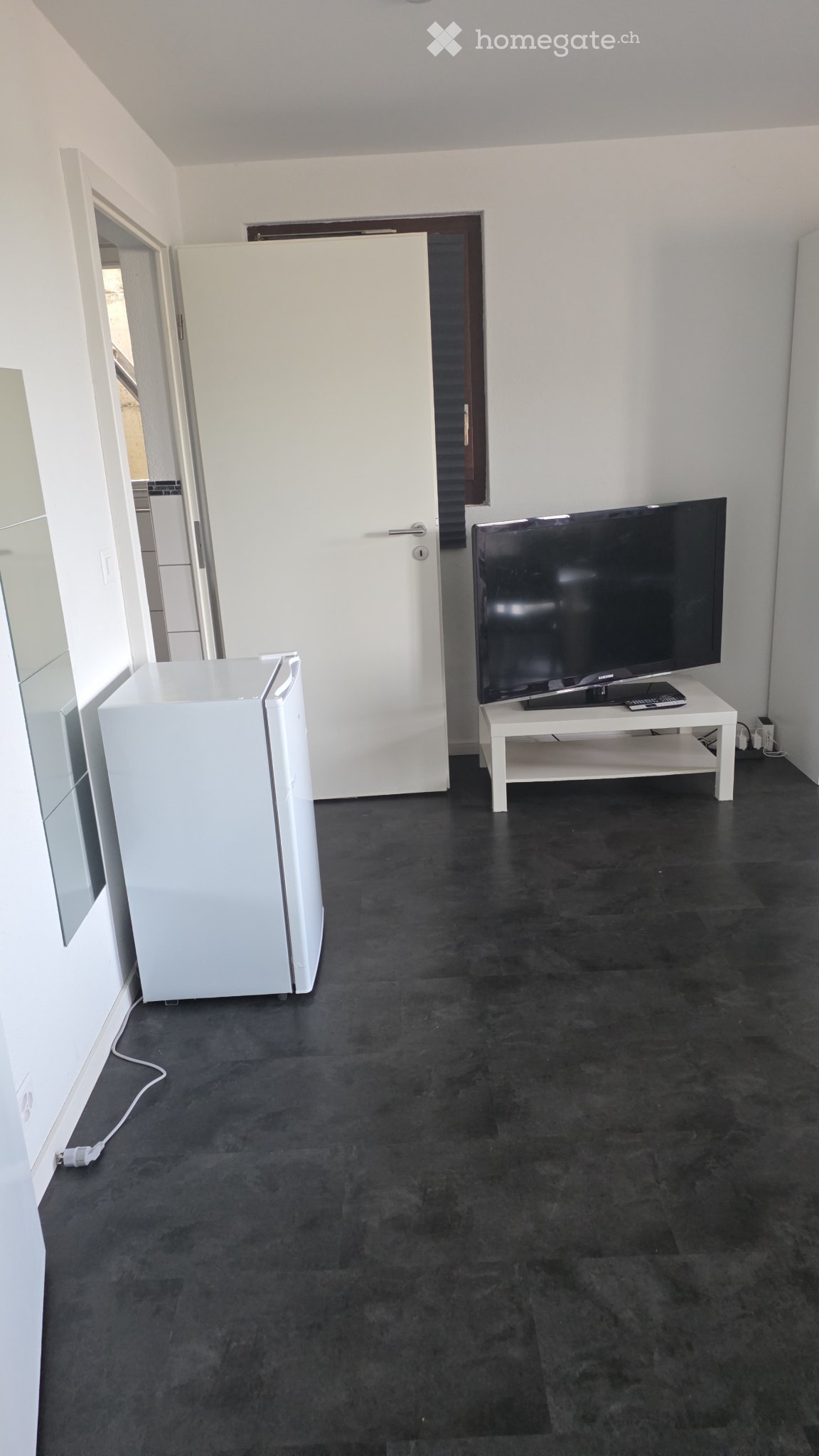 1 room single room