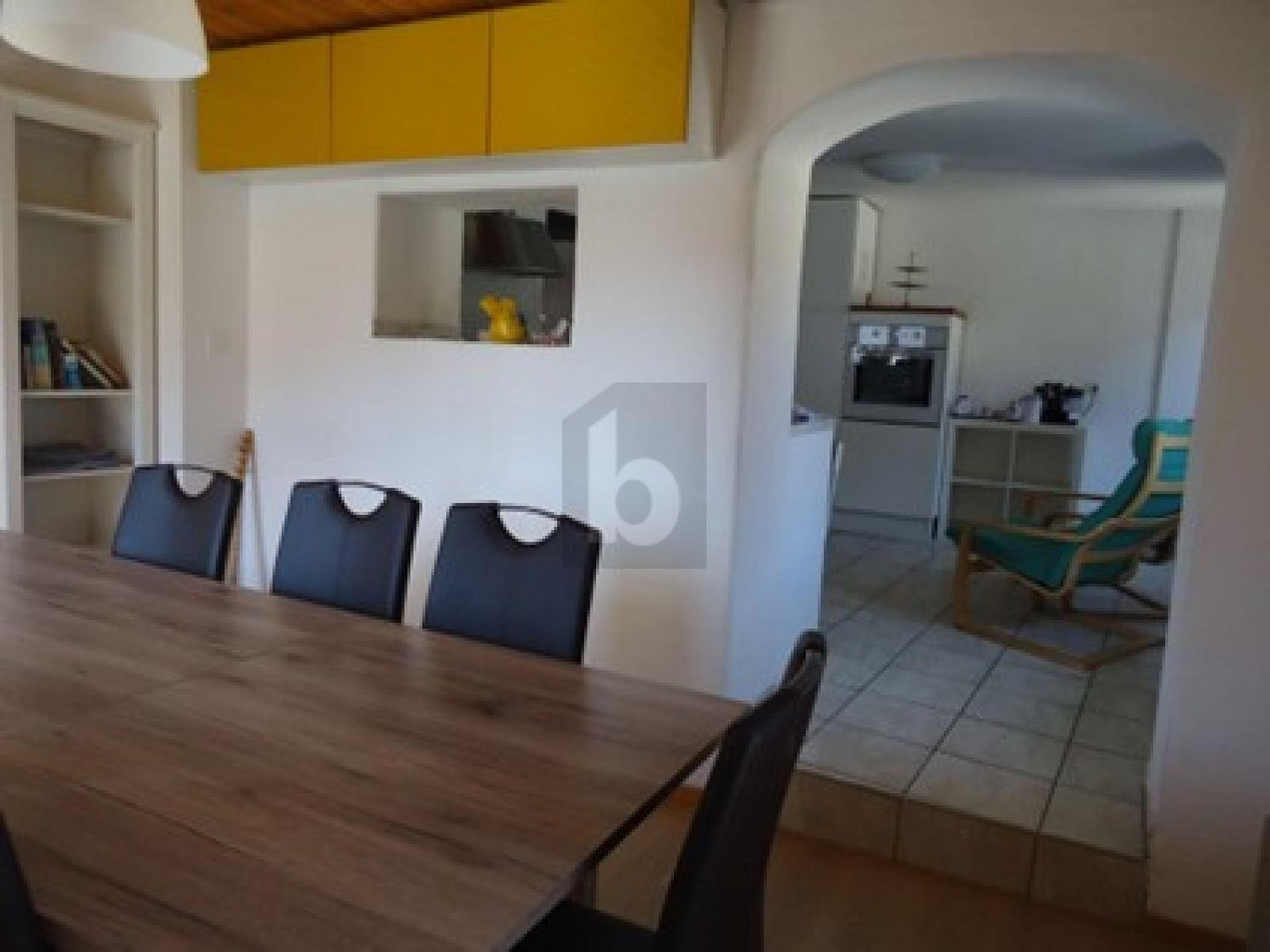 14 ½ rooms multi family house, photo 2 of 4