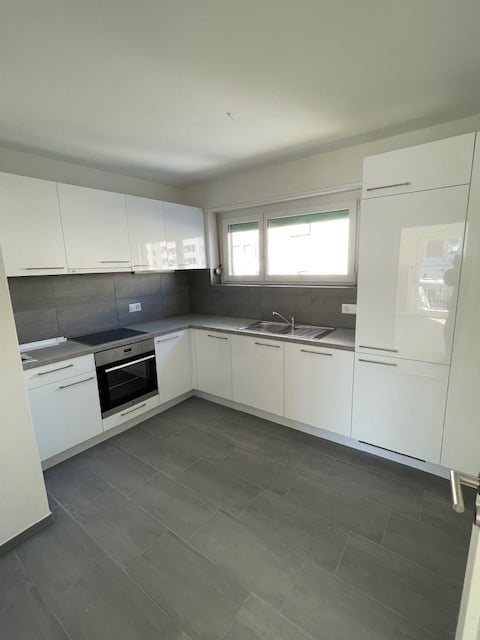 4 rooms apartment, photo 1 of 8
