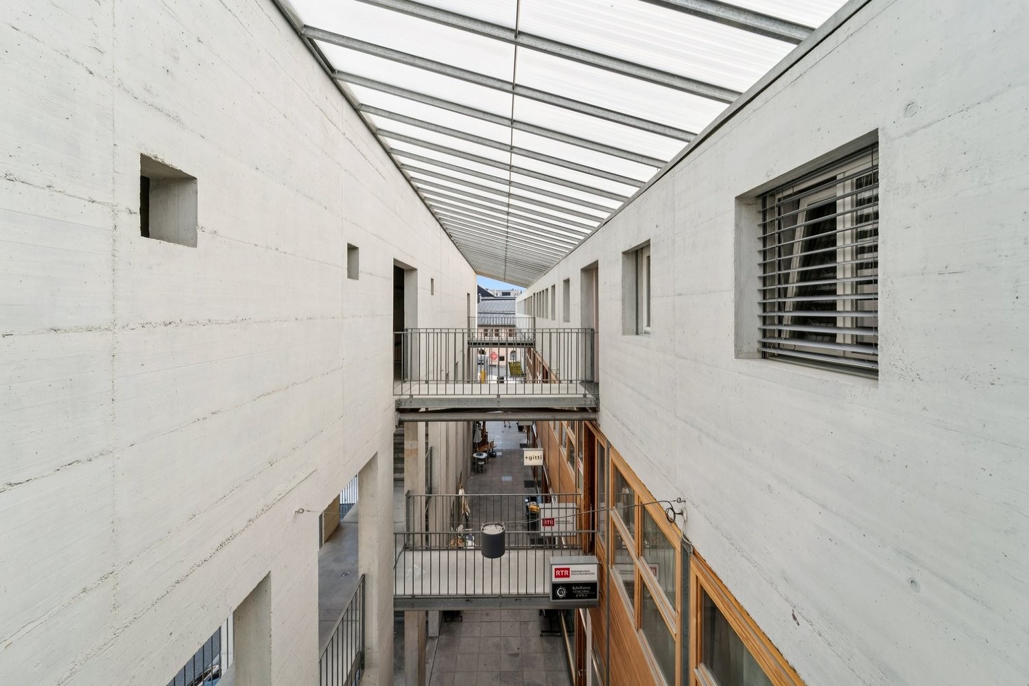 60m² bureau