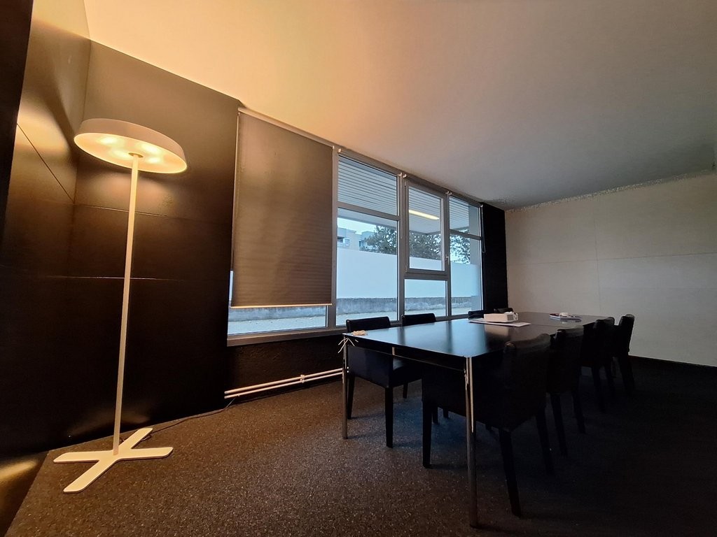 505m² office, photo 3 of 8