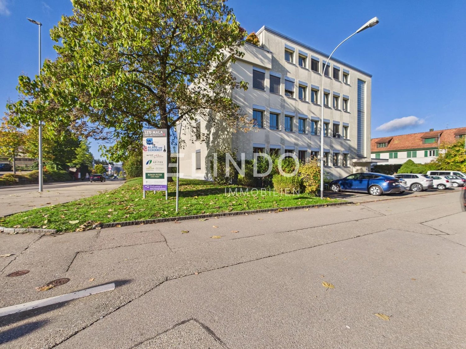 400m² office