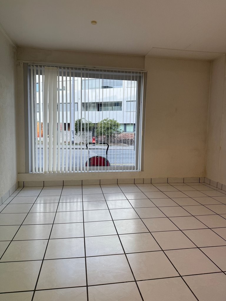 negozio di 87m²