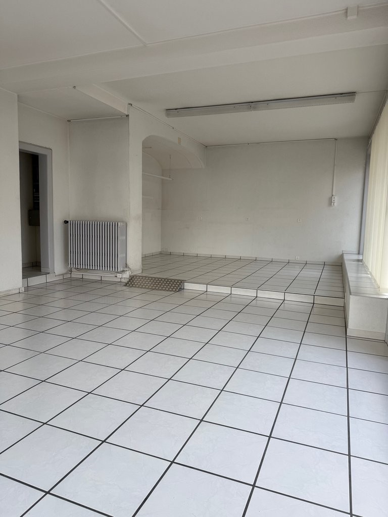 negozio di 87m²