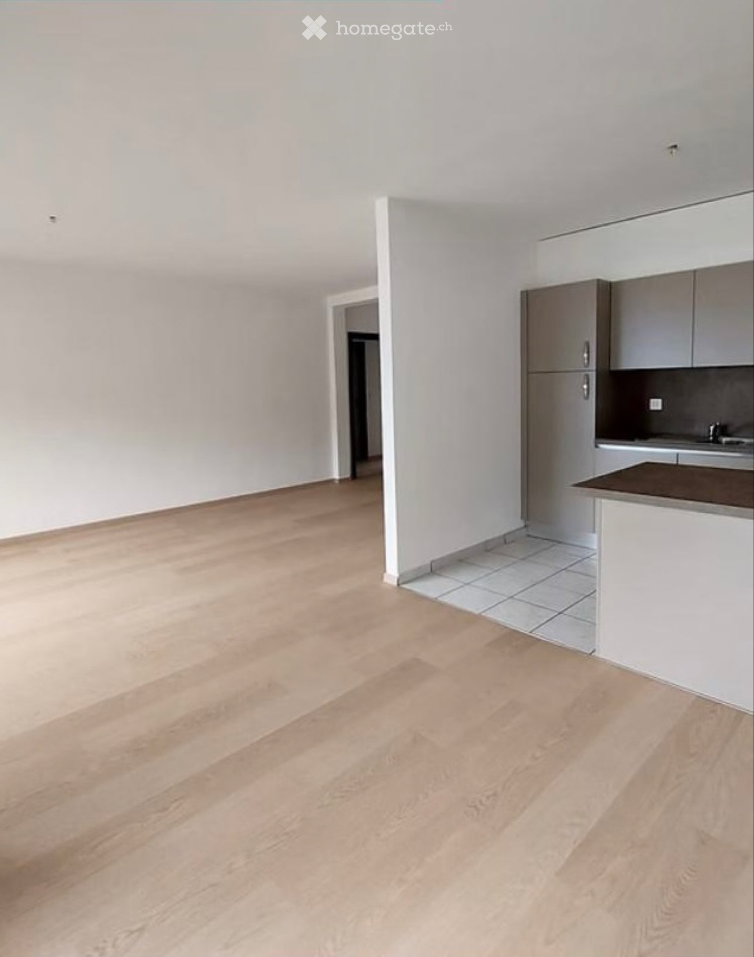 4 rooms apartment, photo 2 of 5