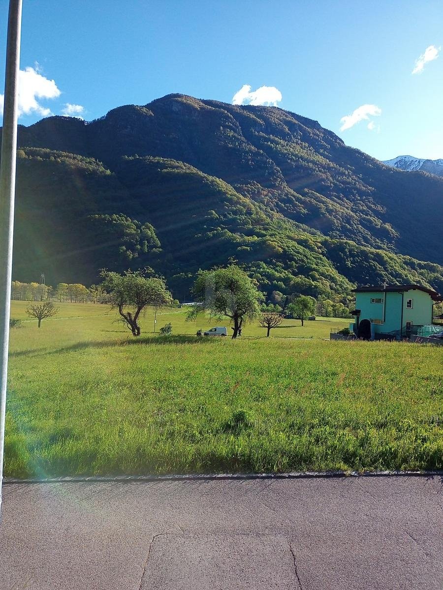 1110m² building land, photo 2 of 3