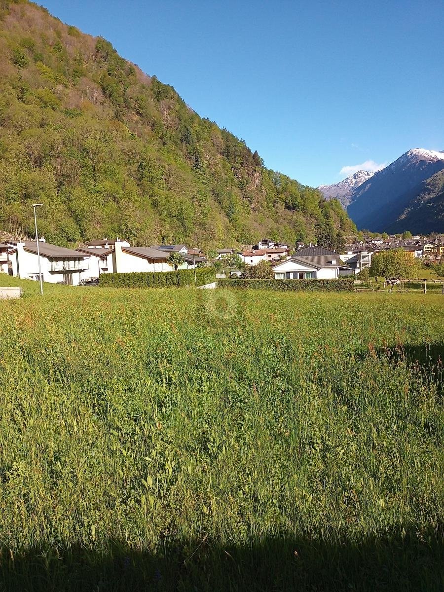 1110m² building land, photo 3 of 3