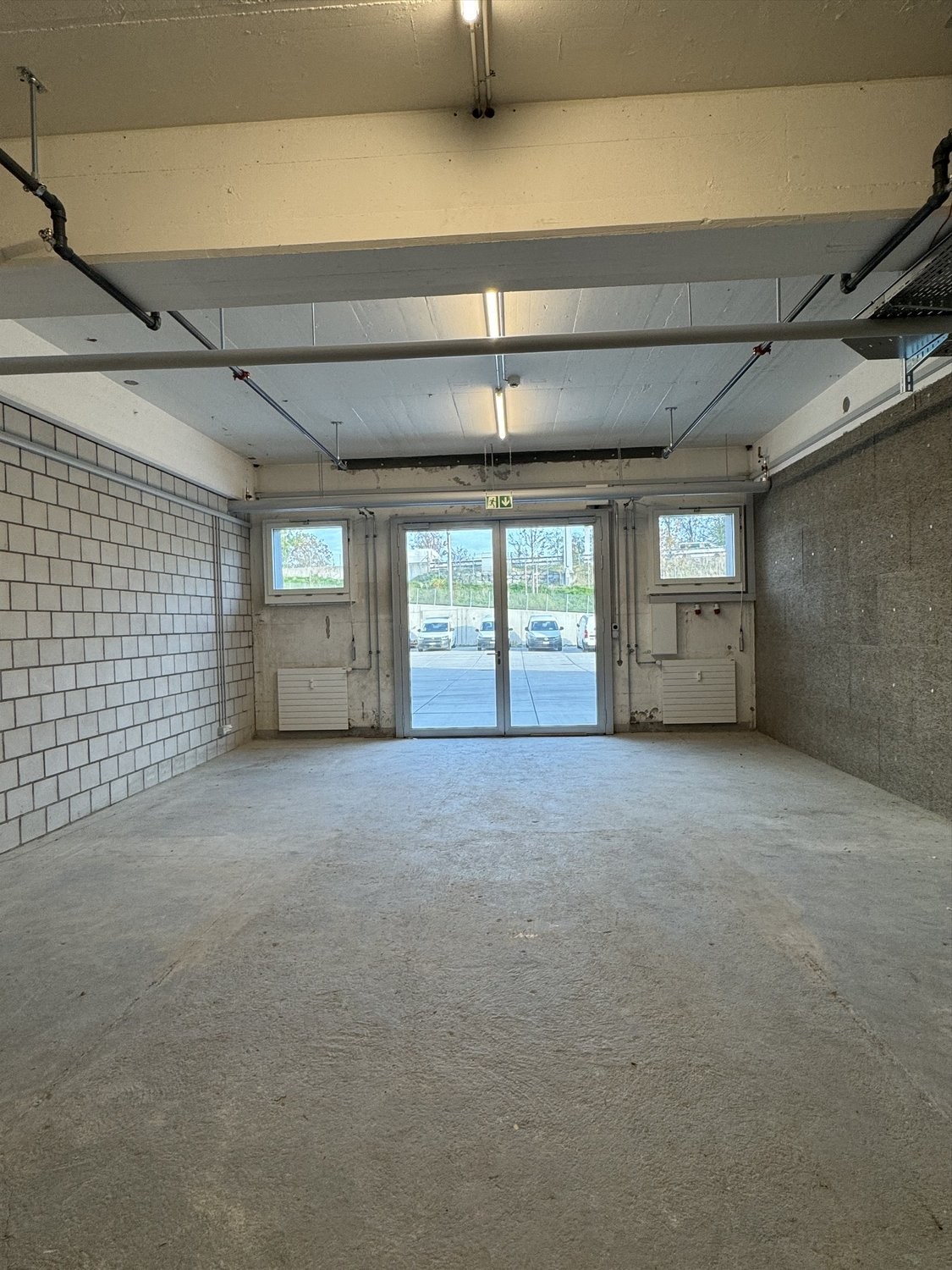 55m² commercial
