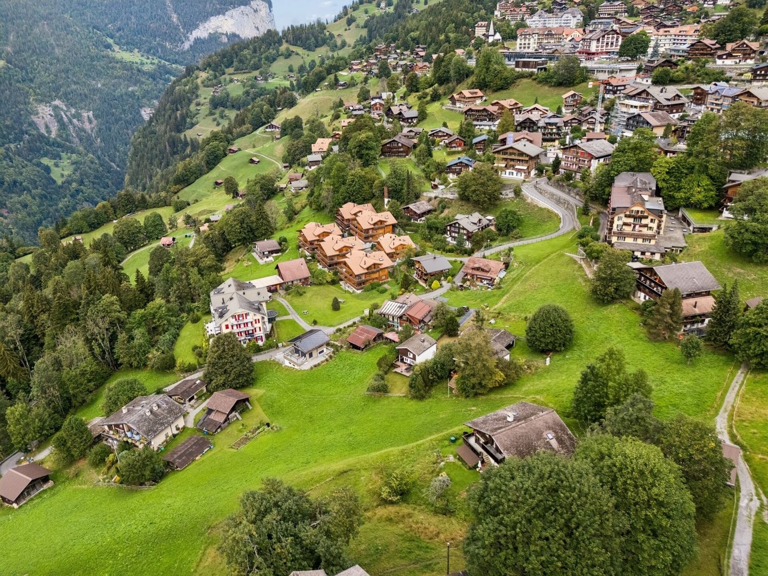 910m² de terrain à bâtir