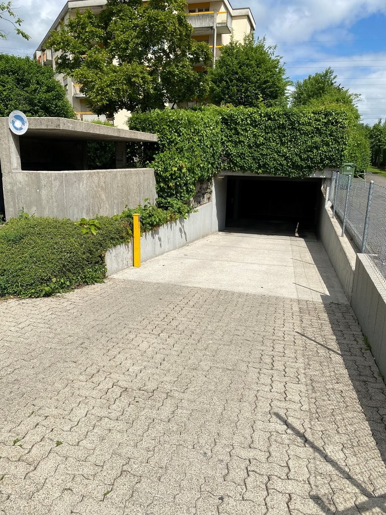 Underground slot, photo 1 of 2