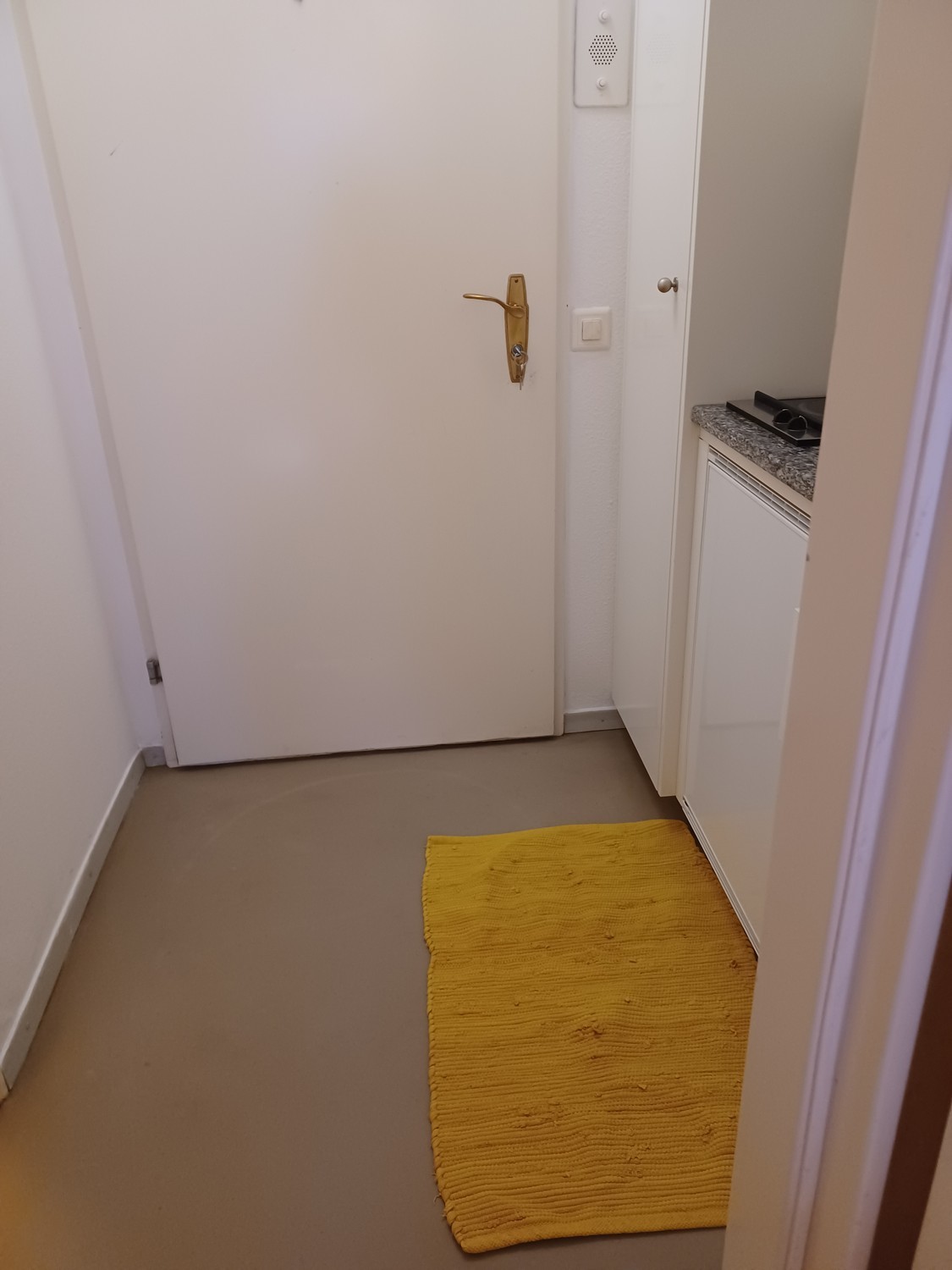 1 room apartment, photo 4 of 5