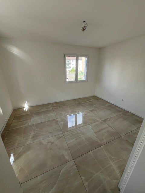 4 rooms apartment, photo 3 of 8