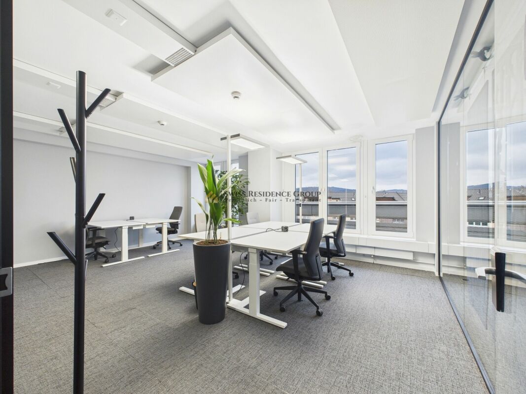Office, photo 5 of 10