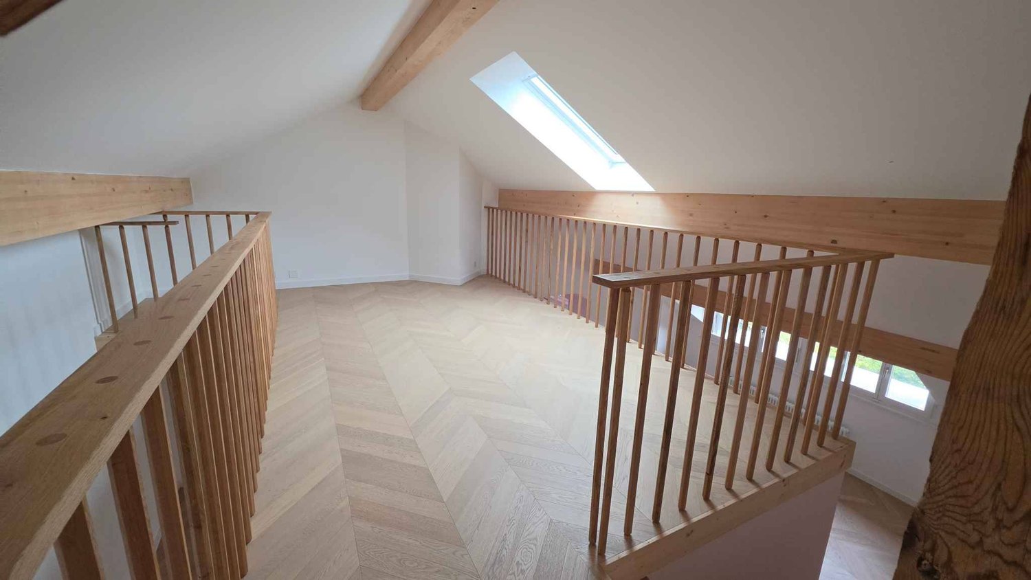 6 rooms attic flat