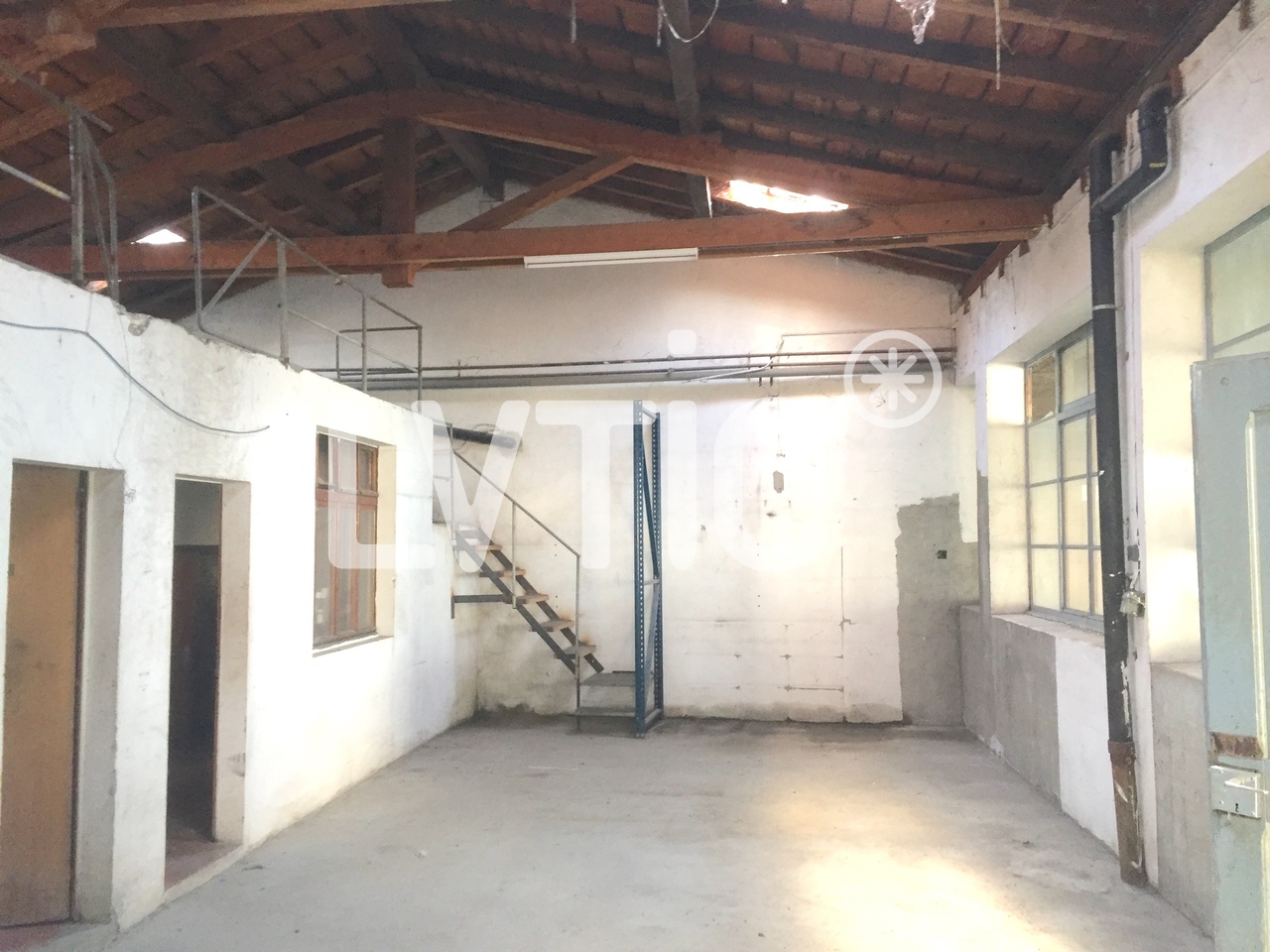 810m² storage room, photo 7 of 10