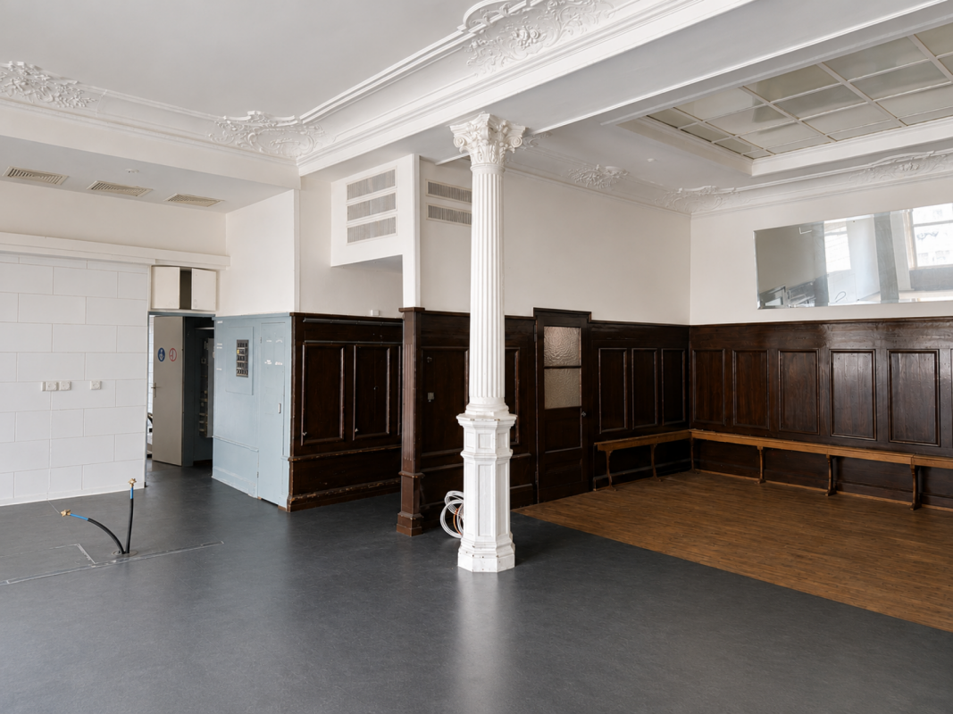 169m² commercial, photo 2 of 10