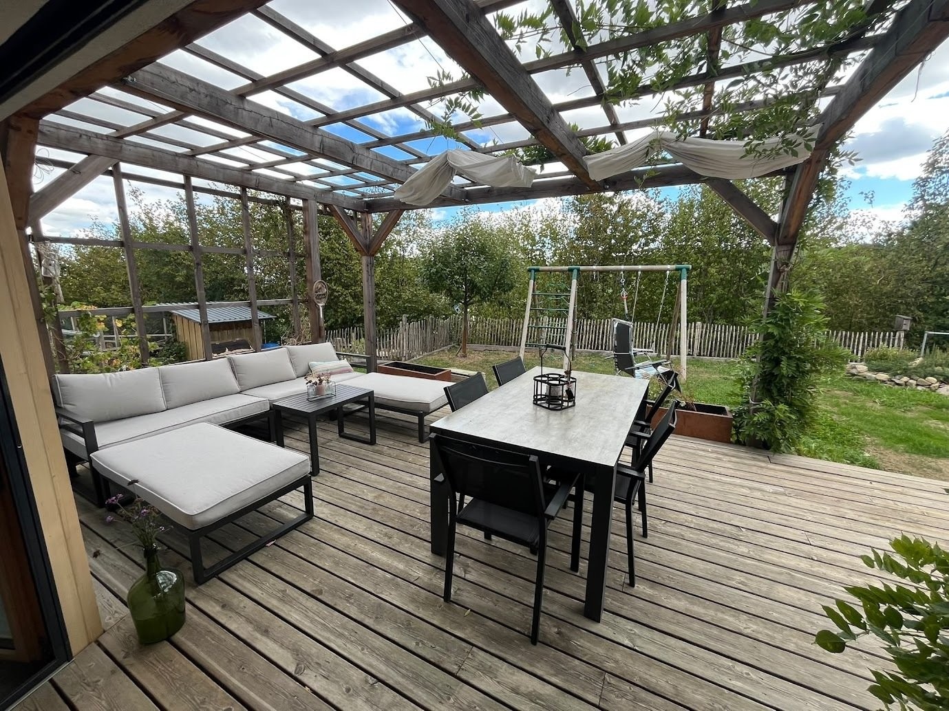 6 ½ rooms furnished flat