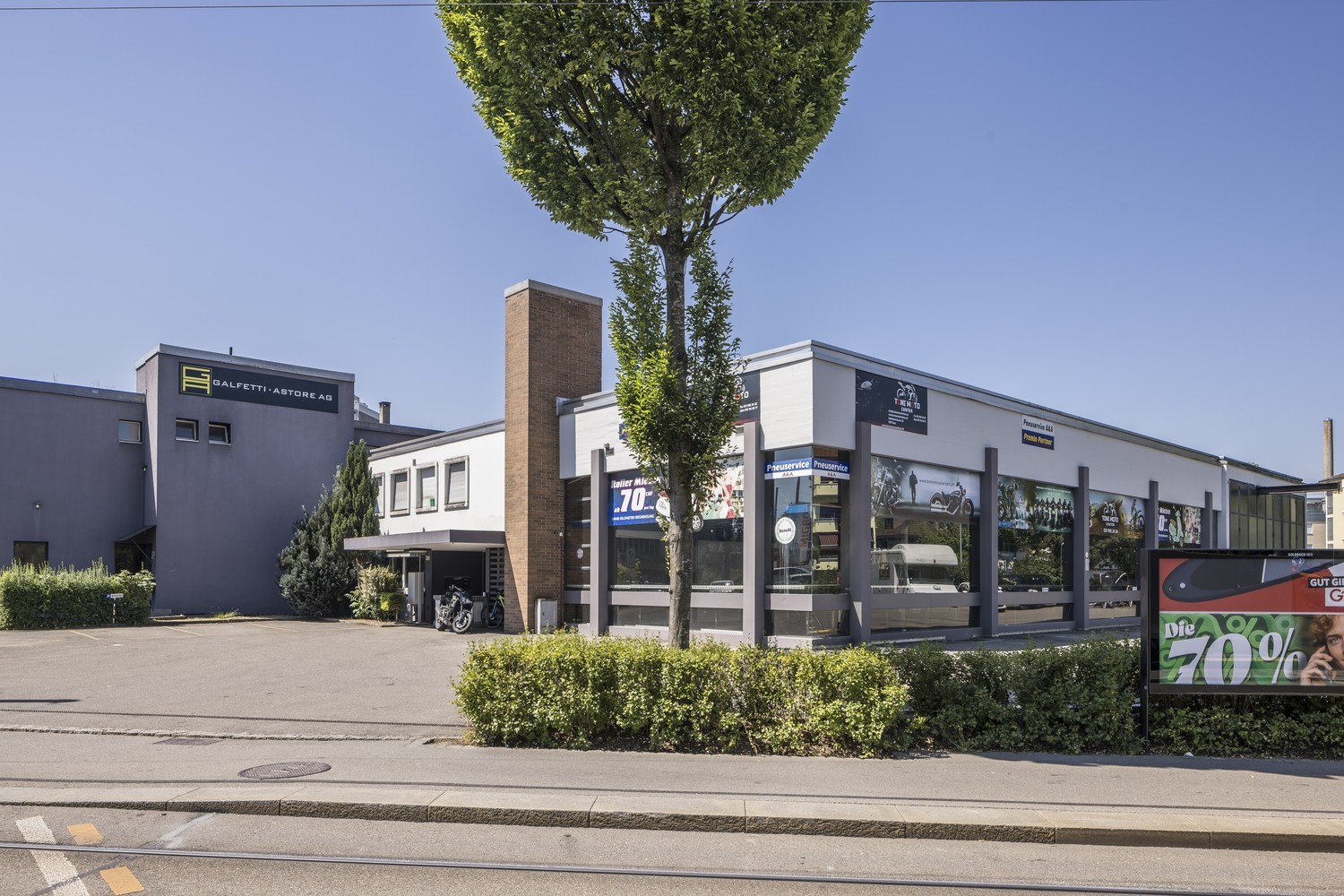 125m² commerciale