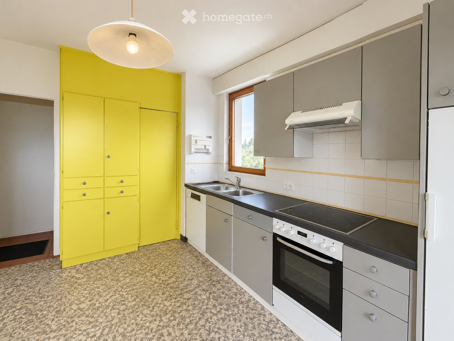 2 rooms single house