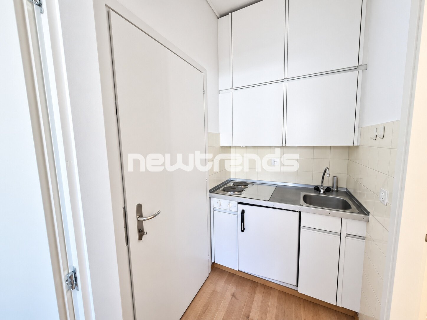 1 room apartment, photo 3 of 9