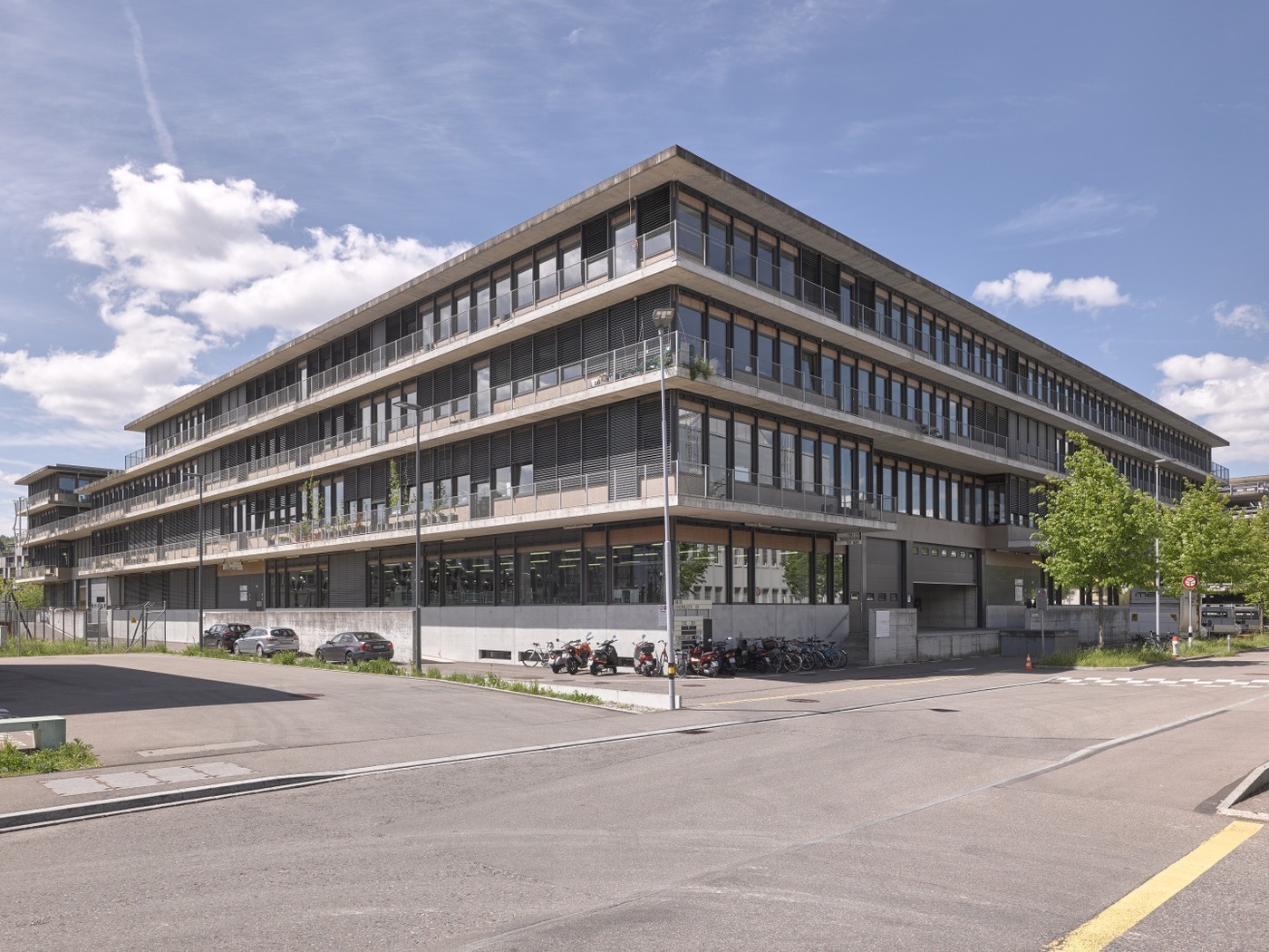 75m² office, photo 2 of 4