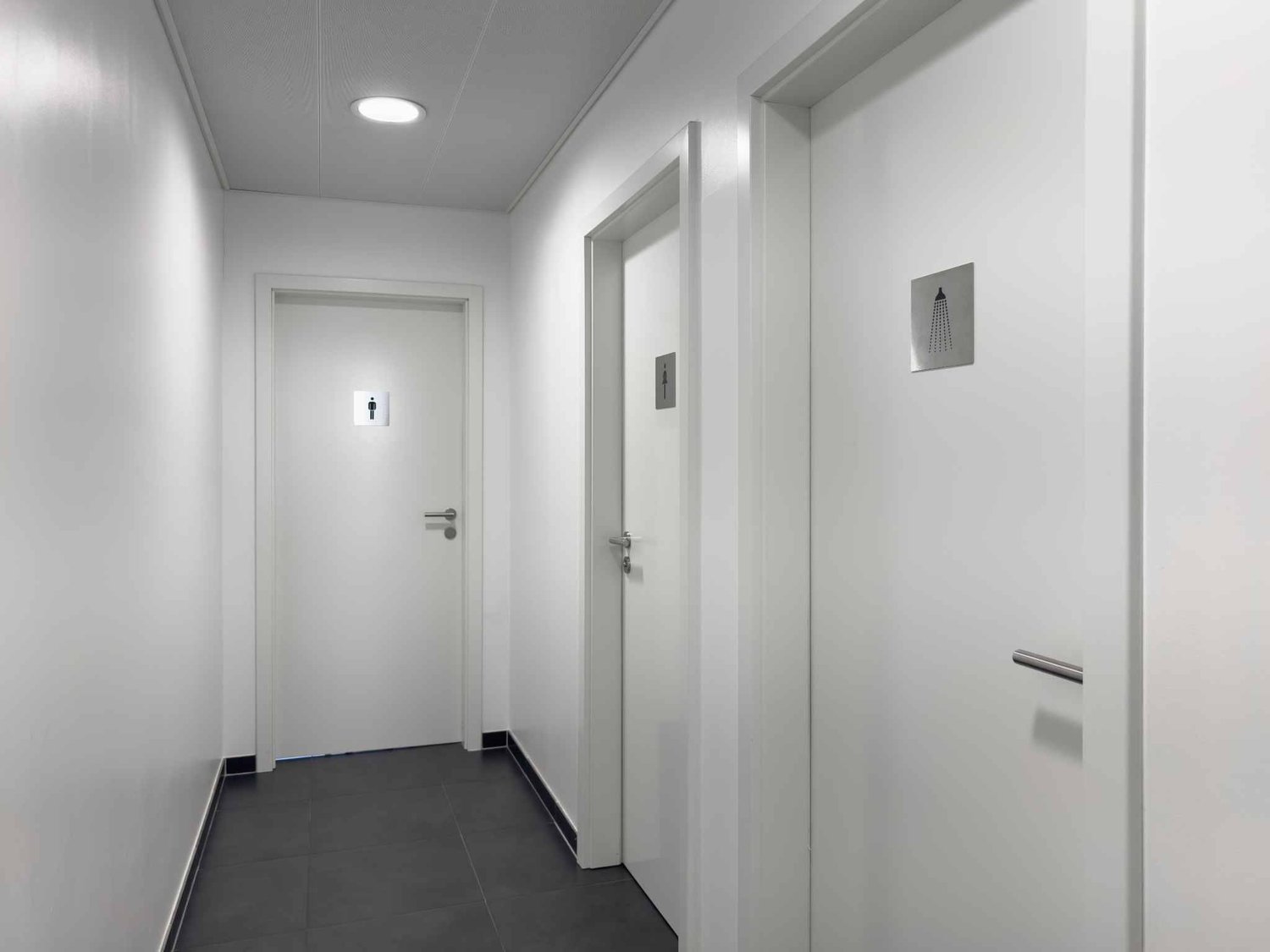 732m² office, photo 9 of 10