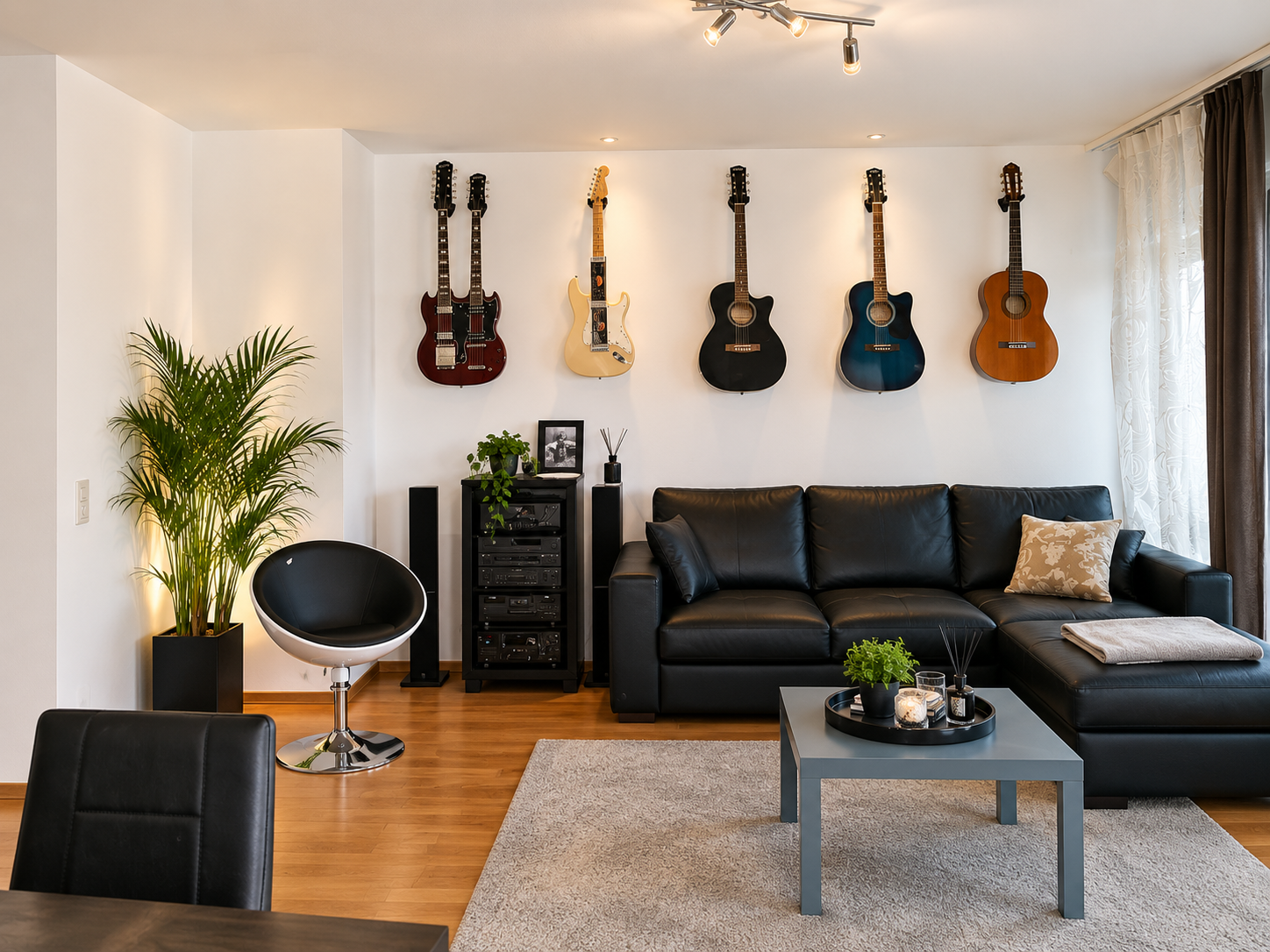 3 rooms terrace flat, photo 1 of 10