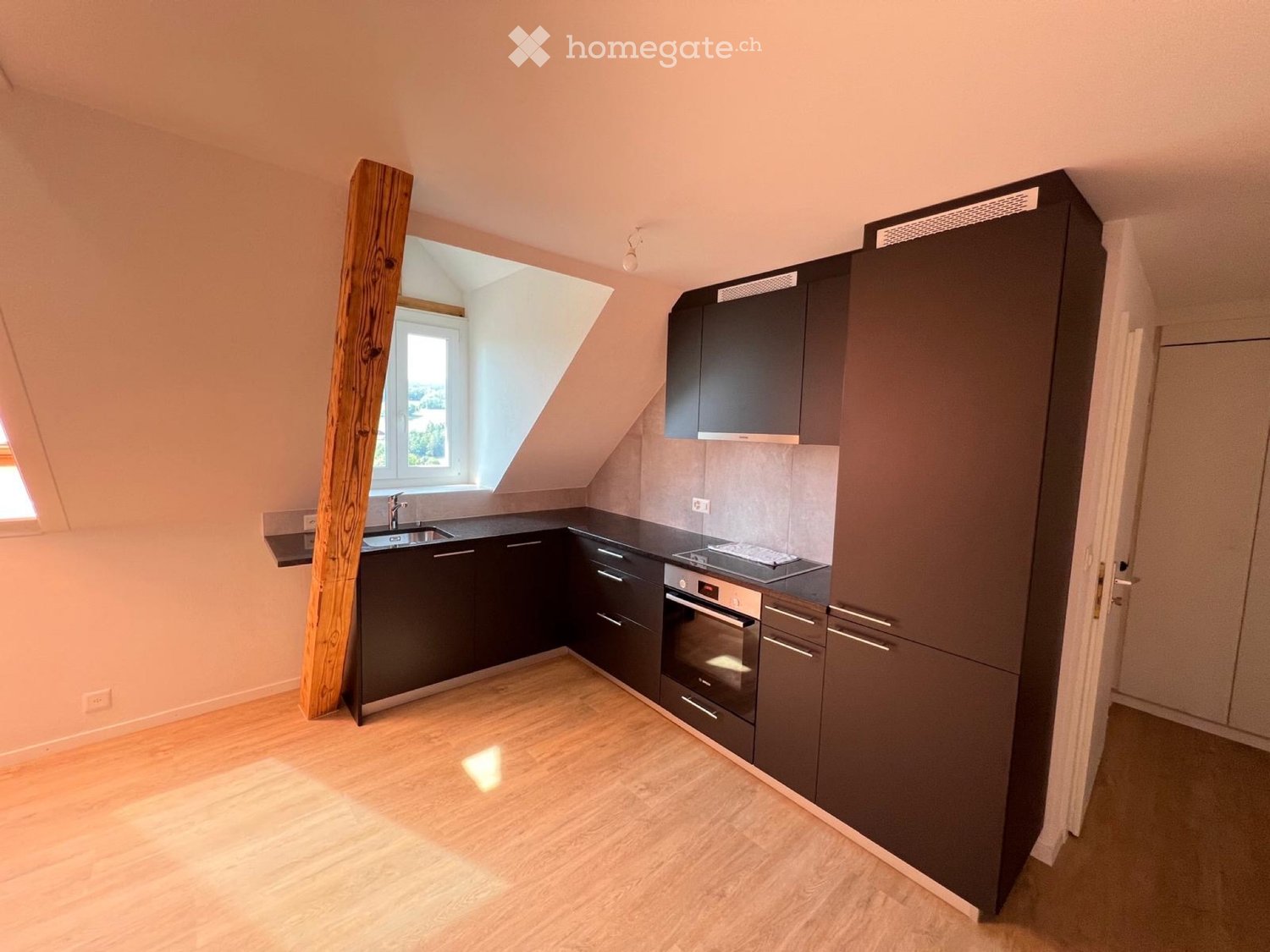 4 rooms apartment, photo 2 of 5