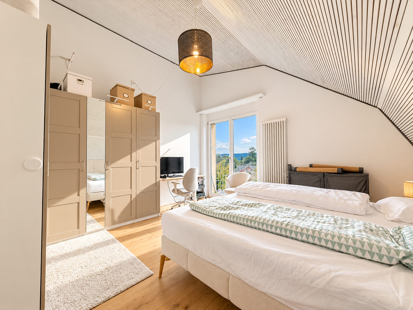 3 ½ room attic apartment
