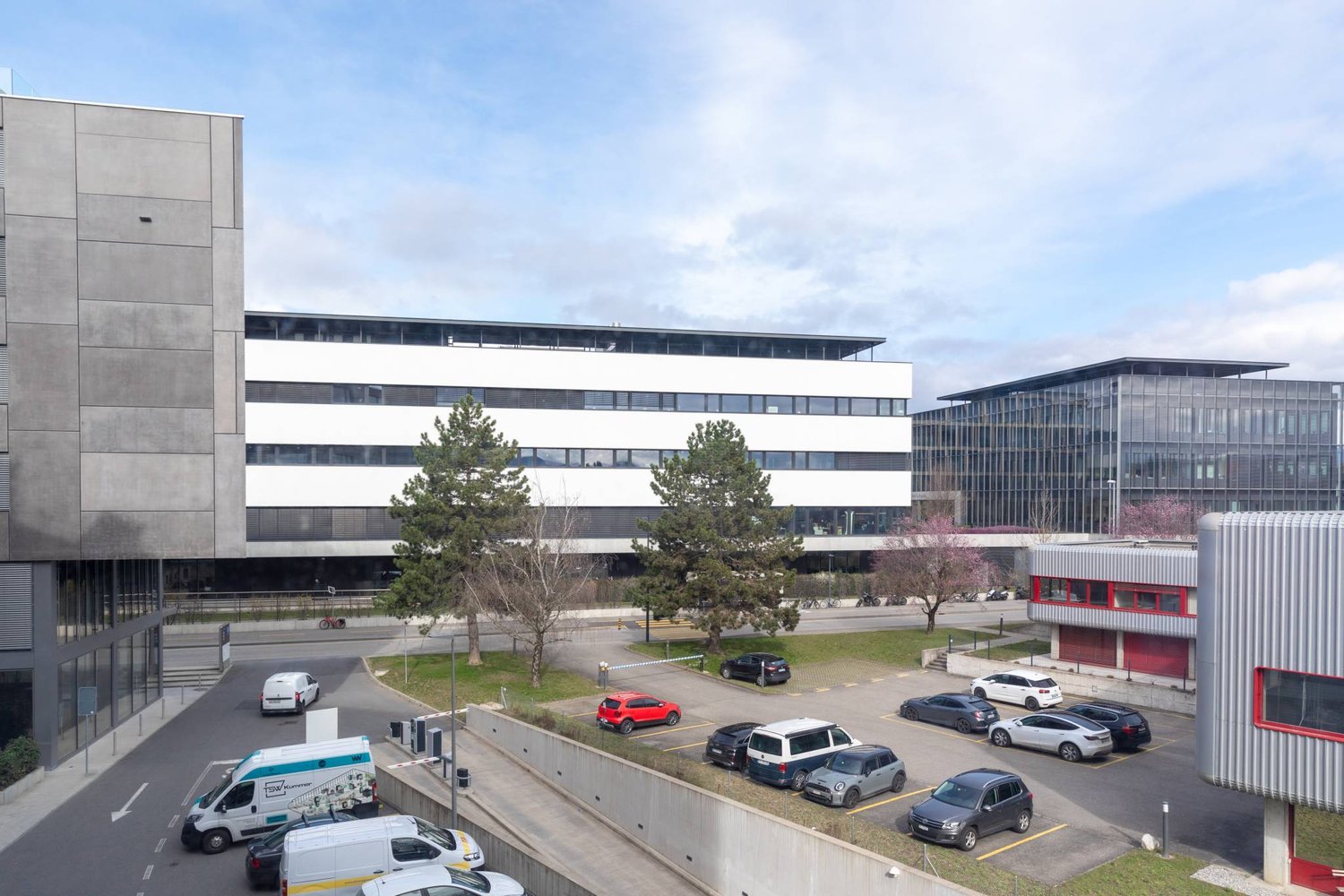 300m² office, photo 2 of 10
