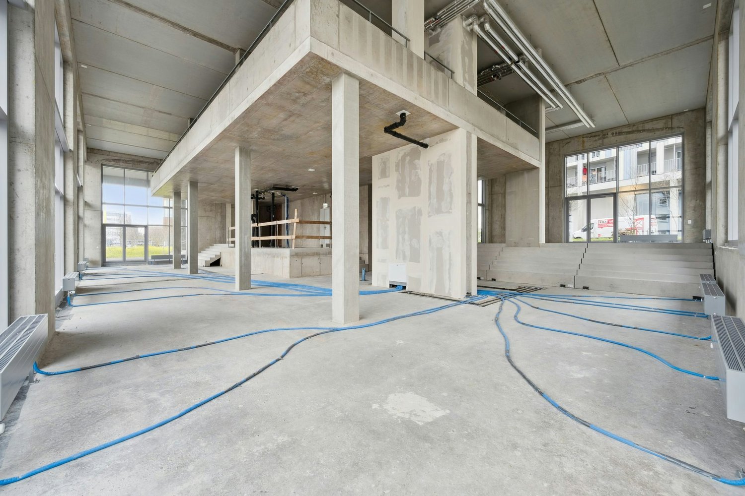 590m² commercial, photo 3 of 10