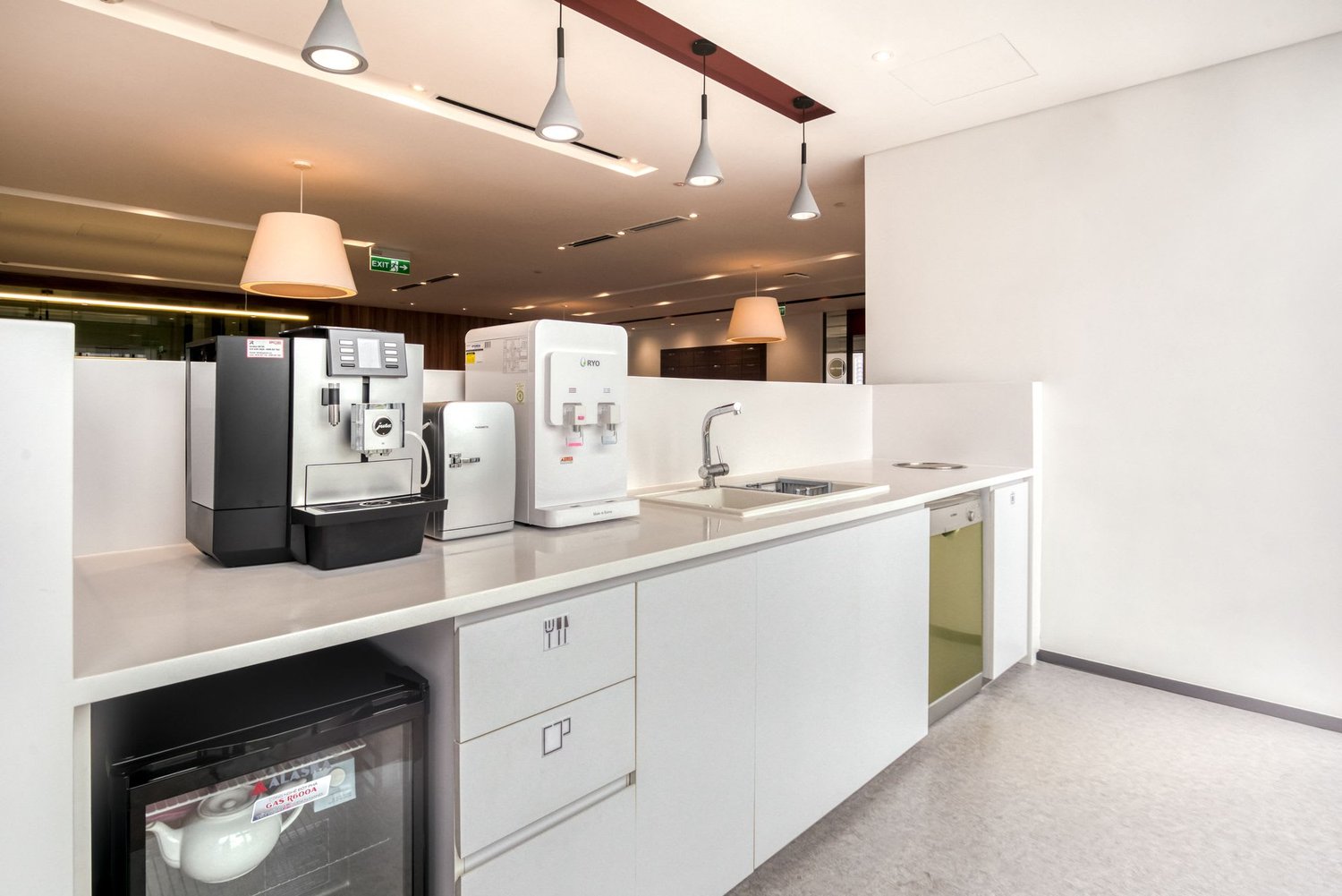 10m² office, photo 6 of 10